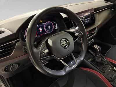 Skoda Kamiq 1.5 TSI 110kW DSG7 Monte Carlo (2021) - Foto 8