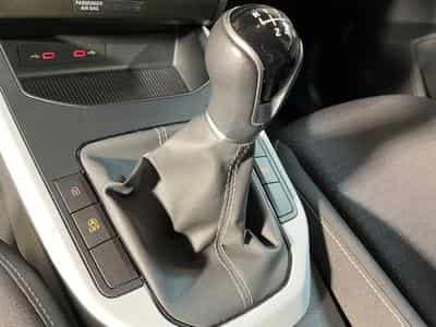 Seat Arona 1.0 TSI 110 MOVE COPA CARPLAY (2022) - Photo 9