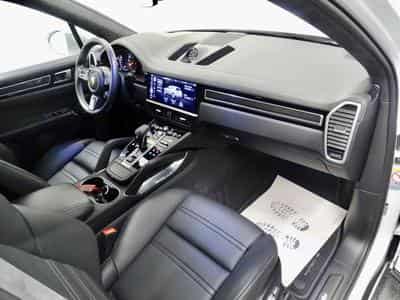 Porsche Cayenne 4.0 TURBO PSCB SPORT DESIGN CARBON APPROVED Hinterradlenkung (2019) - Foto 6