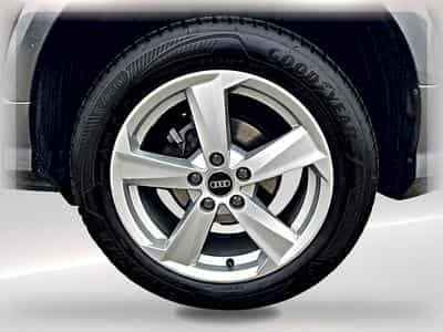 Audi Q2 35 TFSI 150 S LINE S TRONIC 7 (2021) - Photo 9