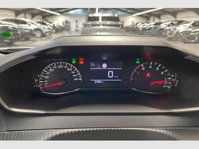 Peugeot 2008 100 S&S BVM6 Style (2025) - Photo 9