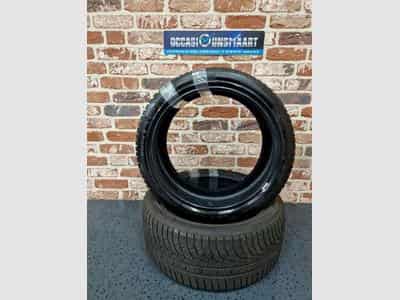 Pneus 255/40R18 99V (2026) - Foto 1