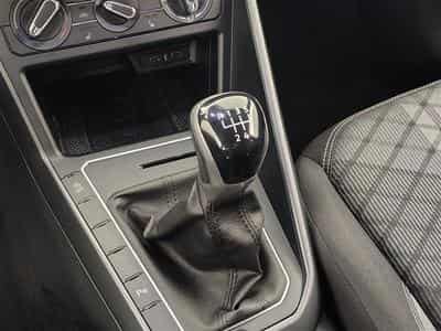 VW Polo 1.0 TSI 95Cv R-Line NAVI / CARPLAY / CAMERA / MATRIX LED (2023) - Photo 11