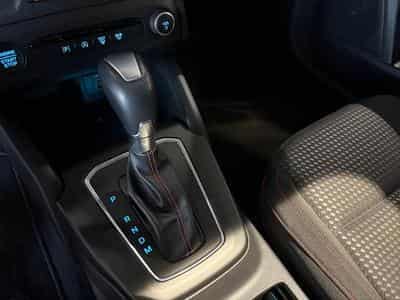 Ford Focus ST-Line (2023) - Foto 9