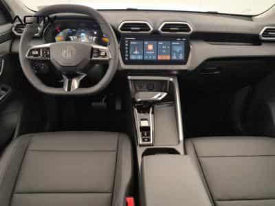 Mg ZS 1.5 L Hybrid+ 197 ch Luxury (2025) - Photo 13
