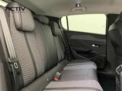 Peugeot 308 Hybrid 145 e-DCS6 Allure (2025) - Photo 9