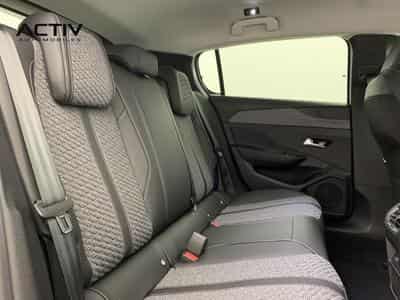 Peugeot 308 Hybrid 145 e-DCS6 Allure (2025) - Photo 9