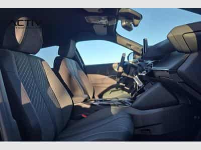 Peugeot 2008 Hybrid 145 e-DCS6 Allure (2026) - Photo 9