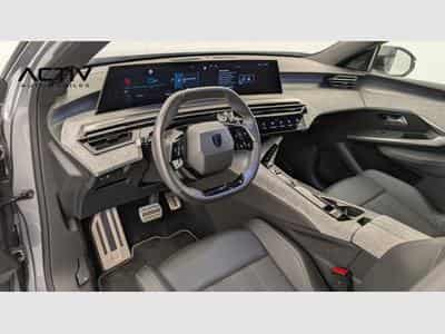 Peugeot 3008 Hybrid 145 e-DCS6 GT (2025) - Foto 15