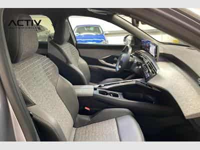 Peugeot 3008 Hybrid 145 e-DCS6 Allure (2025) - Foto 9