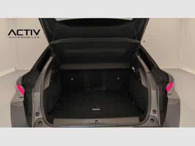 Peugeot 3008 Hybrid 145 e-DCS6 GT (2025) - Photo 11