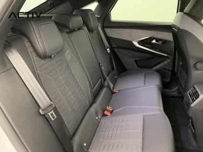 Peugeot 3008 Hybrid 145 e-DCS6 GT (2025) - Photo 10