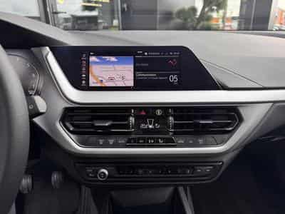 BMW 118 i Hatch 1.5L 140ch /GPS/Camera (2020) - Foto 9