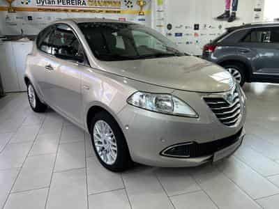 Lancia Ypsilon 1.2 1HAND, BLUETOOTH (2015) - Foto 4