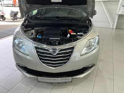 Lancia Ypsilon 1.2 1HAND, BLUETOOTH (2015) - Foto 14