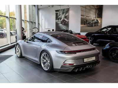 Porsche 911 GT3 Touring (2024) - Foto 3