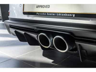 Porsche 911 GT3 Touring (2024) - Foto 11