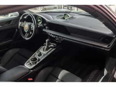 Porsche 911 GT3 Touring (2024) - Foto 15