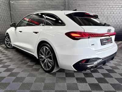 Audi A5 2.0 40 TDI 204 CV AVANT S TRONIC S LINE PLUS *360°* (2025) - Photo 4