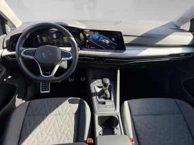 VW Golf VIII 1.0 TSI 81kW Life (2024) - Photo 8