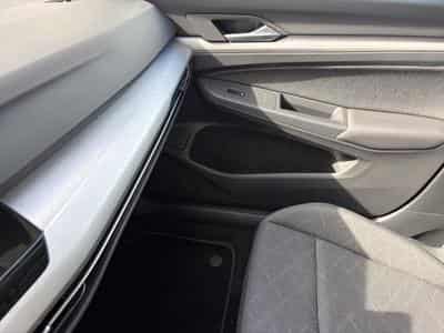 VW Golf VIII 1.0 TSI 96kW Life (2023) - Photo 14