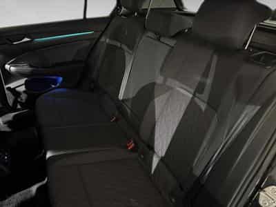 VW Golf VIII 2.0 TDI 85kW Life (2023) - Photo 11