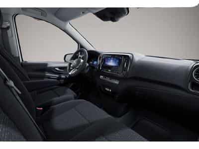Mercedes Vito (2025) - Photo 5