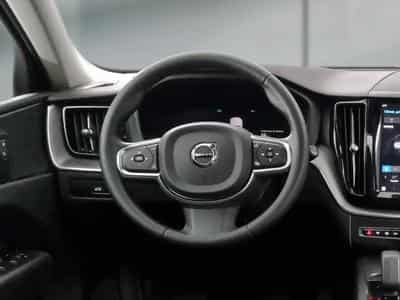 Volvo XC60 -50% T6 Hybride Rechargeable 253 + 145ch 8 AWD Core Bright (2024) - Foto 8