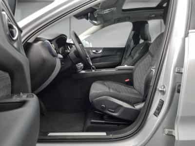 Volvo XC60 -50% T6 Hybride Rechargeable 253 + 145ch 8 AWD Core Bright (2024) - Foto 9