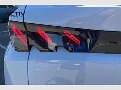 Peugeot 5008 Hybrid 145 e-DCS6 GT (2026) - Foto 12