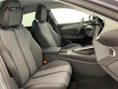 Peugeot 308 HYBRID 145 E-DCS6 ALLURE (2026) - Foto 9