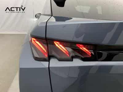 Peugeot 3008 Hybrid 145 e-DCS6 GT (2025) - Foto 11