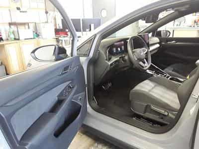 VW Golf GTE PHASE 2  1.5 eHybrid 272 CV DSG 6 *ATTELAGE * 360°* MATR (2026) - Foto 6