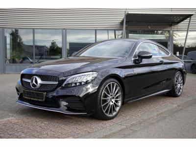 Mercedes C 180 Coupe AMG Line Navi LED 19" chauffage stationnaire (2021) - Photo 2