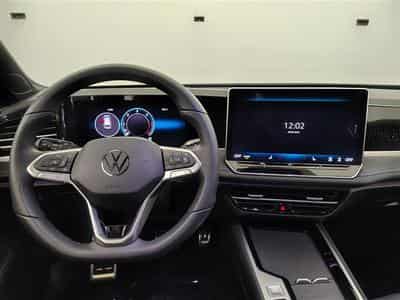 VW Passat 2.0 TDi 150cv DSG R-Line NAVI / FULL LED / CAMERA / JA 18" (2025) - Photo 9