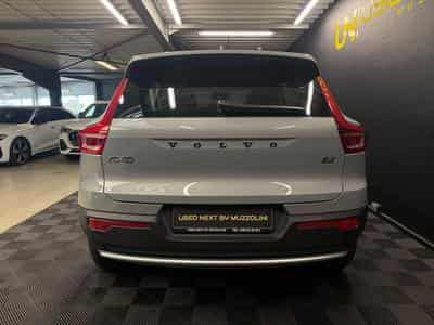 Volvo XC40 CORE HEV 163CV (2024) - Foto 4