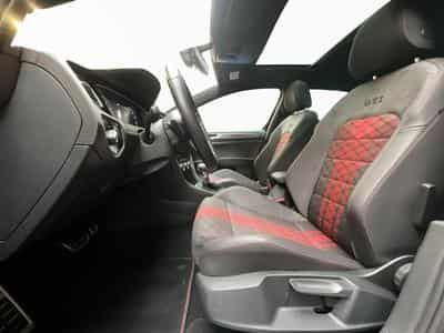 VW Golf GTI-TCR+DSG+Led+LM19+P.Travel+Keyless+Navi+Pano (2020) - Photo 9