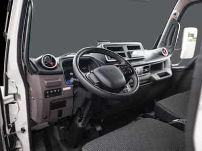 Fuso eCanter 4.25t e 4.25t Koffer (2025) - Foto 6
