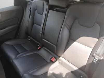 Volvo XC60 B4 AWD Core / Diesel (2022) - Foto 13