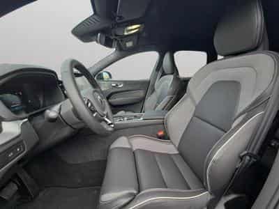 Volvo XC60 Facelift T6 AWD Black Edition Plus 2026 / Hybride (2025) - Photo 9