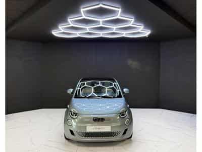 Fiat 500 La Prima  3+1 ACC / CO-Driver 42 kWh (2022) - Foto 8