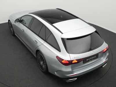 Mercedes E 220 d T-Modell (2026) - Foto 13