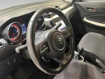 Suzuki Swift 1.0 Grand Luxe + (2017) - Foto 15