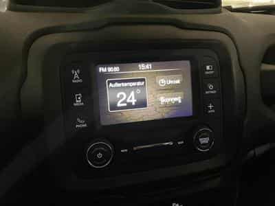 Jeep Renegade 1.4 Turbo MA II 136 4x2 DDCT Longitude (2018) - Photo 3