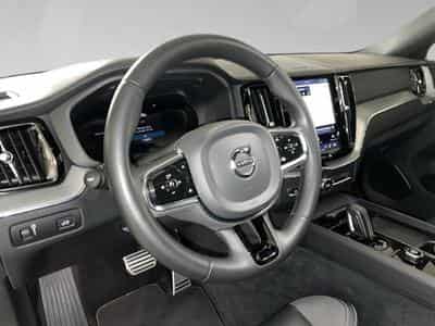 Volvo XC60 B4 P Geartronic Inscription (2022) - Photo 8
