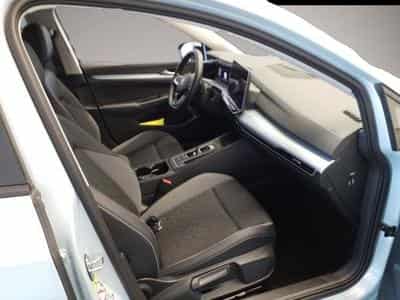 VW Golf (2025) - Photo 4