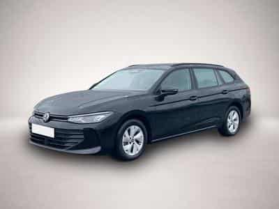 VW Passat (2024) - Photo 1