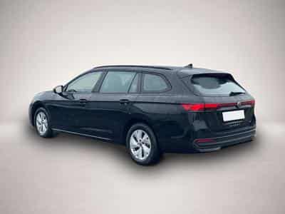 VW Passat (2024) - Photo 4