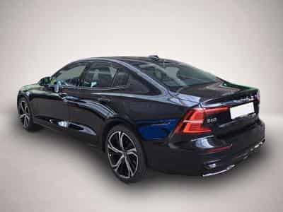 Volvo S60 (2024) - Photo 4