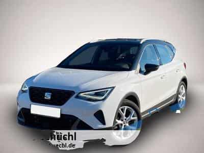 Seat Arona (2023) - Photo 1